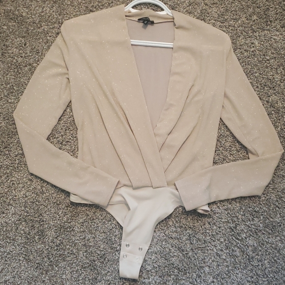 Gold body suit - Picture 1 of 5